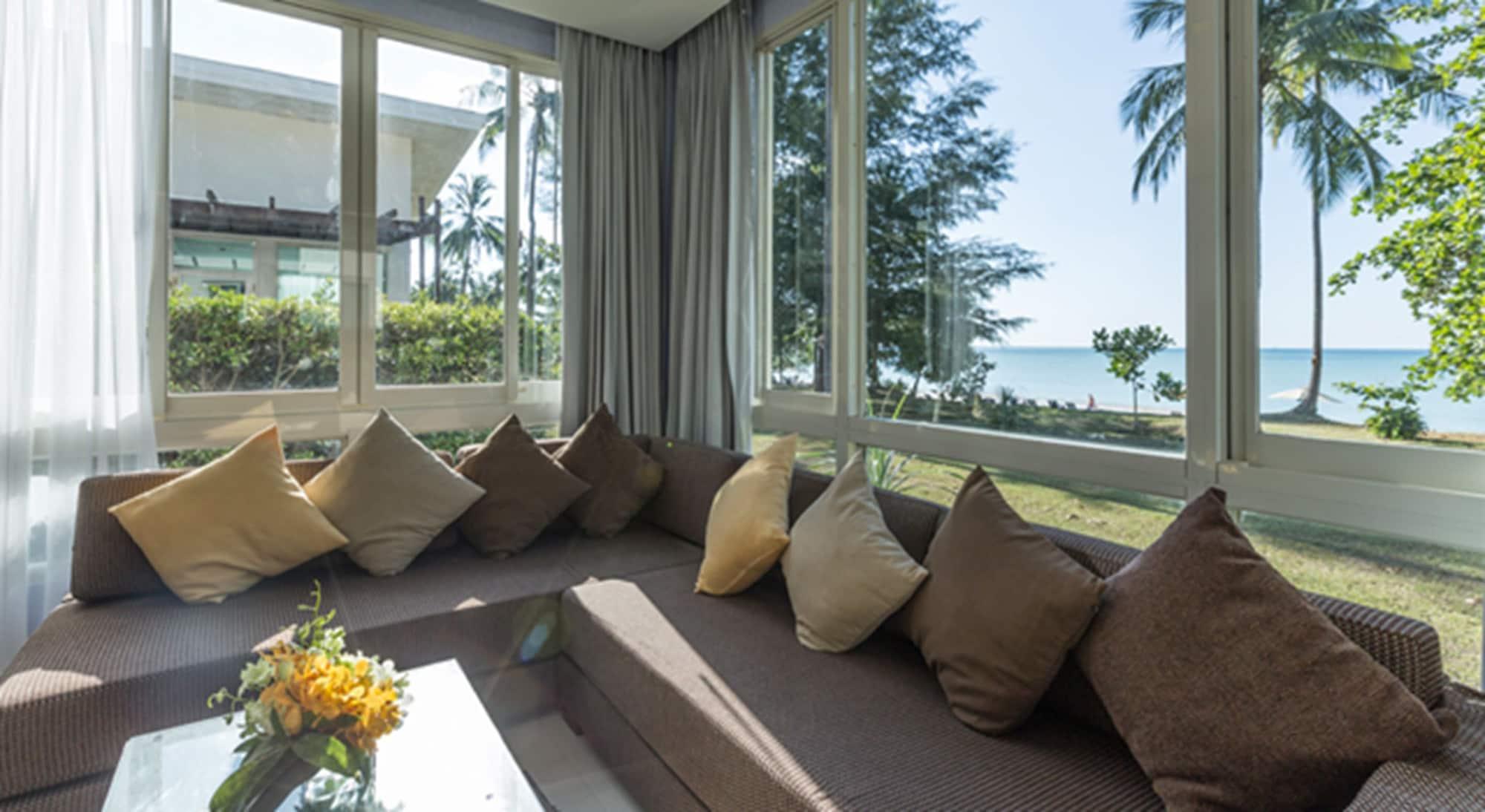 Kantary Beach Hotel Villas & Suites Кхаулак Экстерьер фото