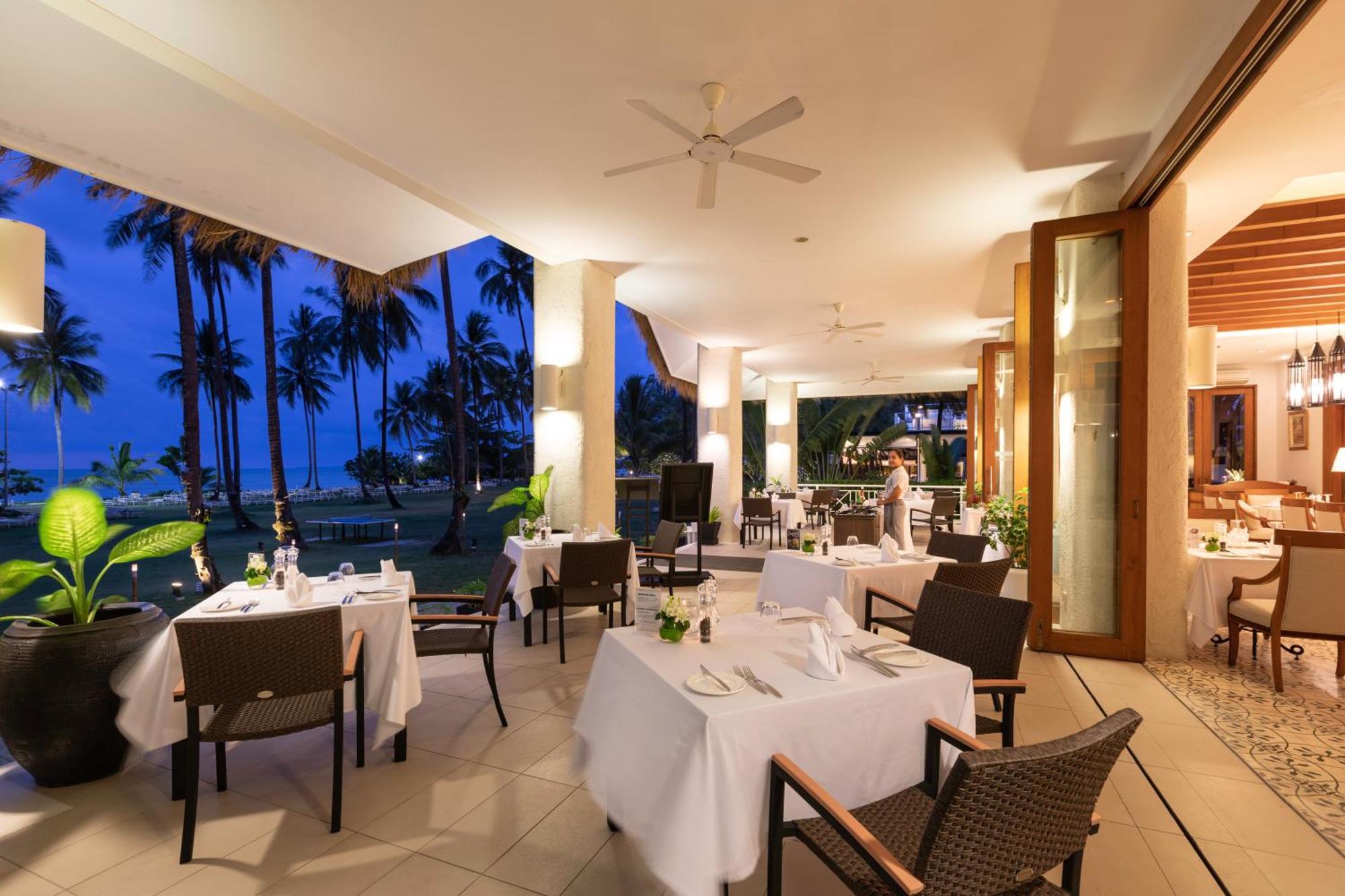 Kantary Beach Hotel Villas & Suites Кхаулак Экстерьер фото