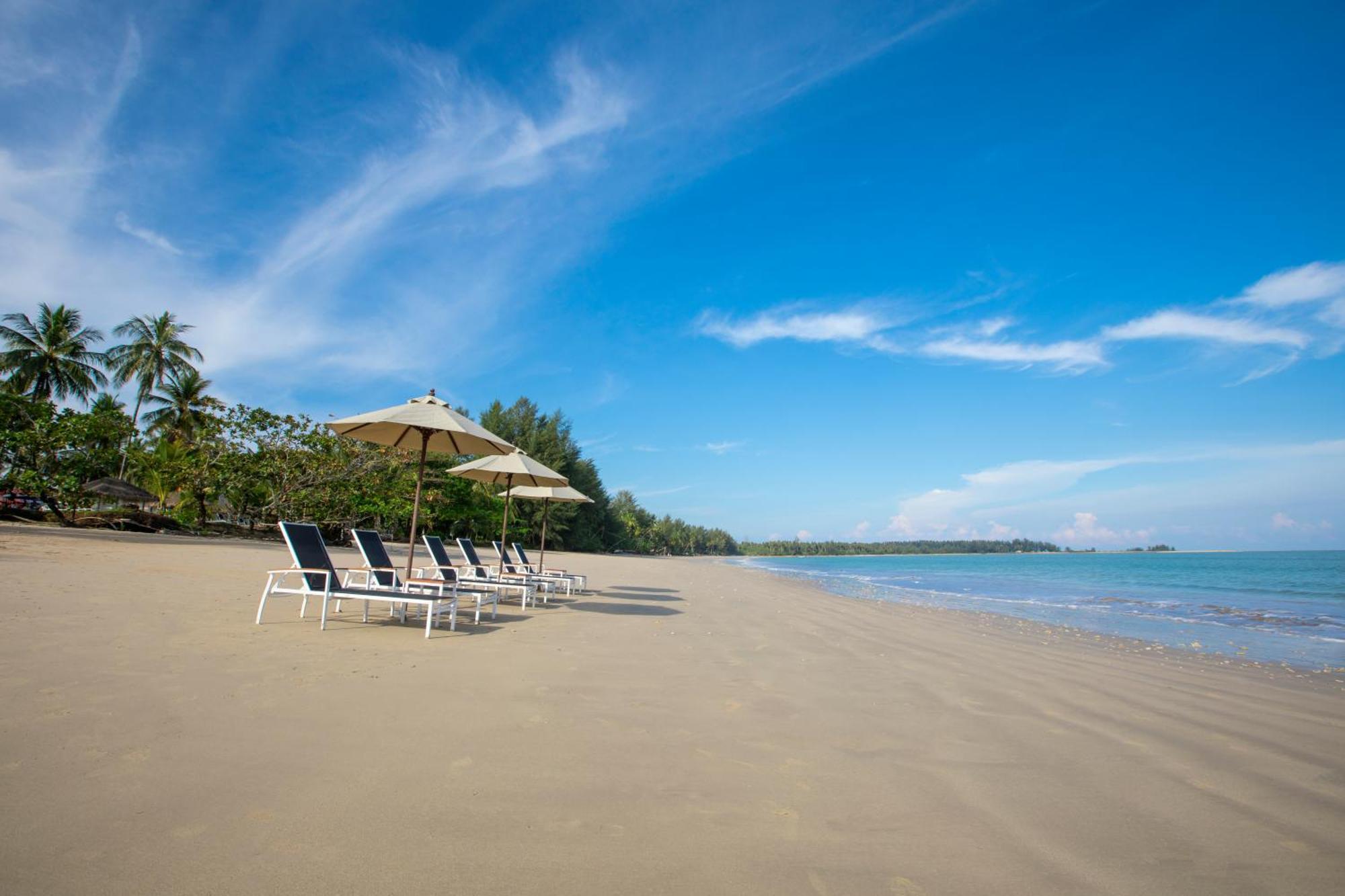 Kantary Beach Hotel Villas & Suites Кхаулак Экстерьер фото